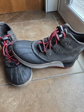 Sorel Out & About Boots